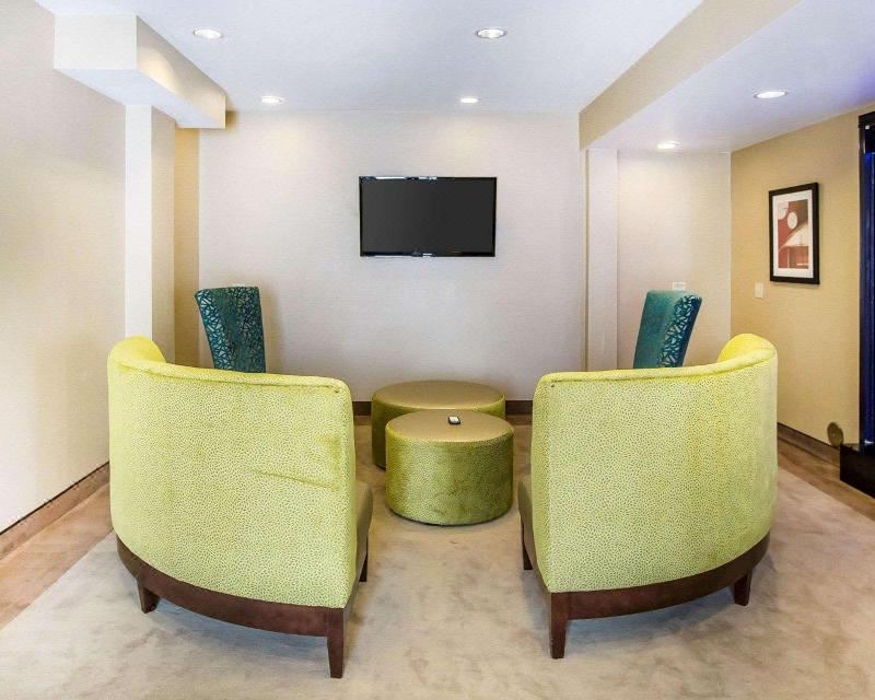 Photo of Livingroom in Tinley Park