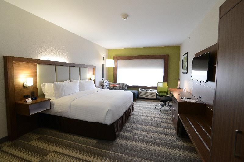 Photo of Bedroom in Niles