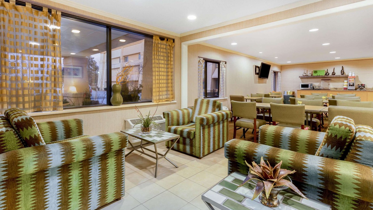 Photo of Livingroom in Willowbrook