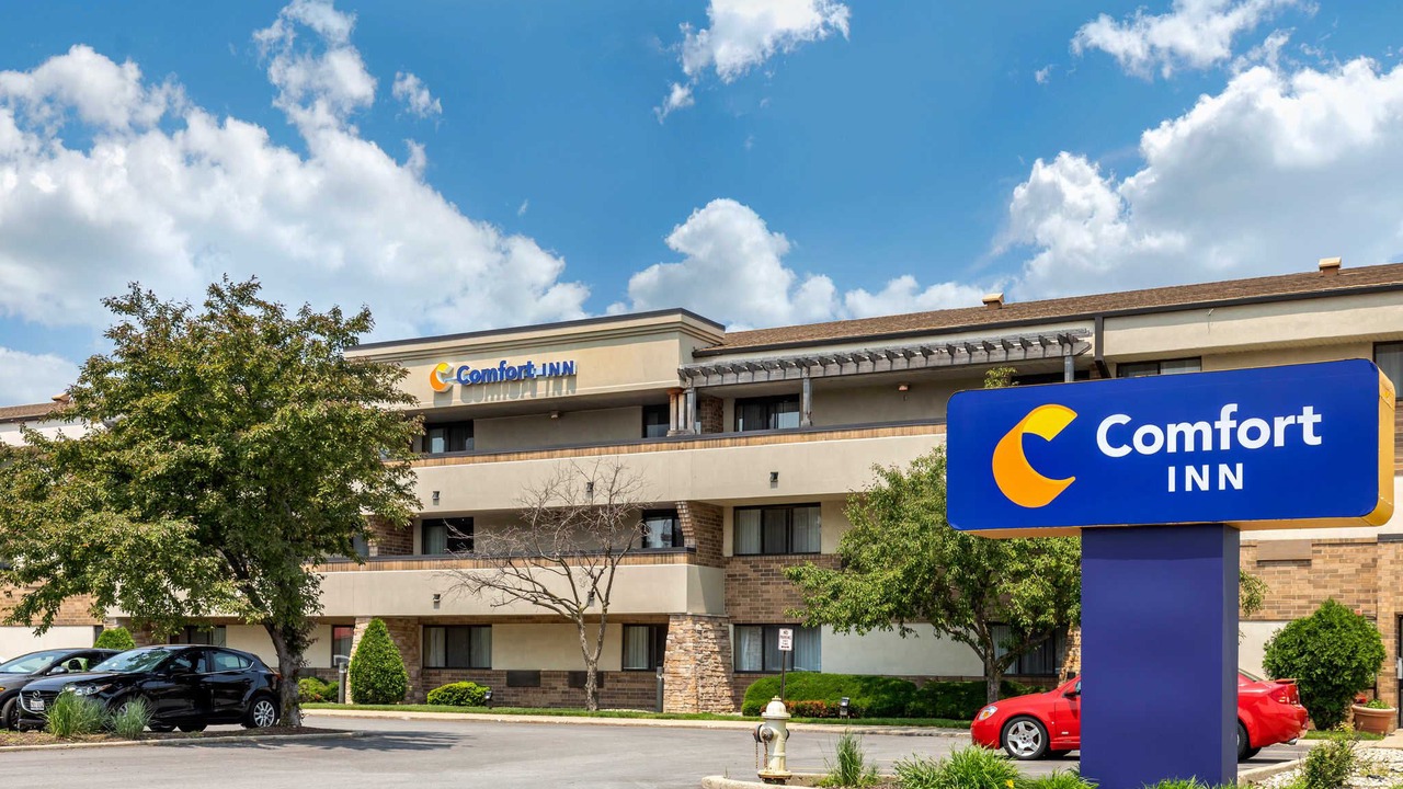Photo of Buildings in Arlington Heights