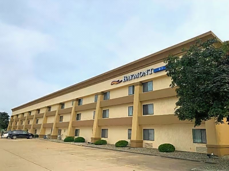 Photo of Buildings in Champaign