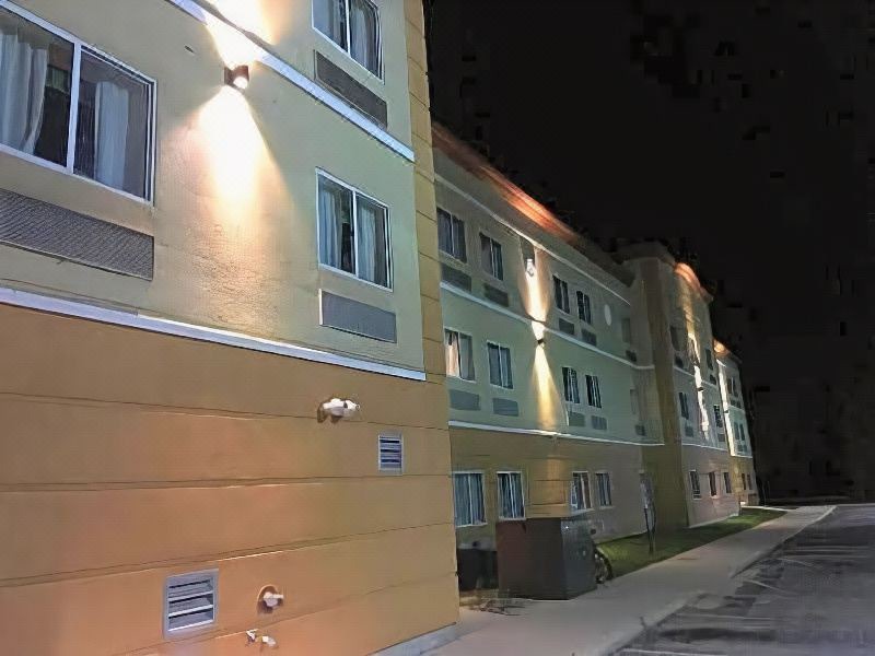 Photo of Buildings in Glendale Heights