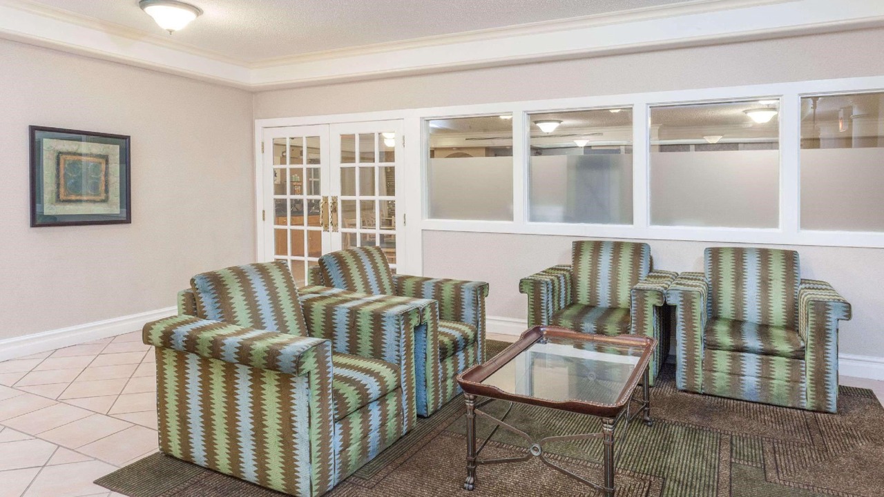 Photo of Livingroom in Arlington Heights