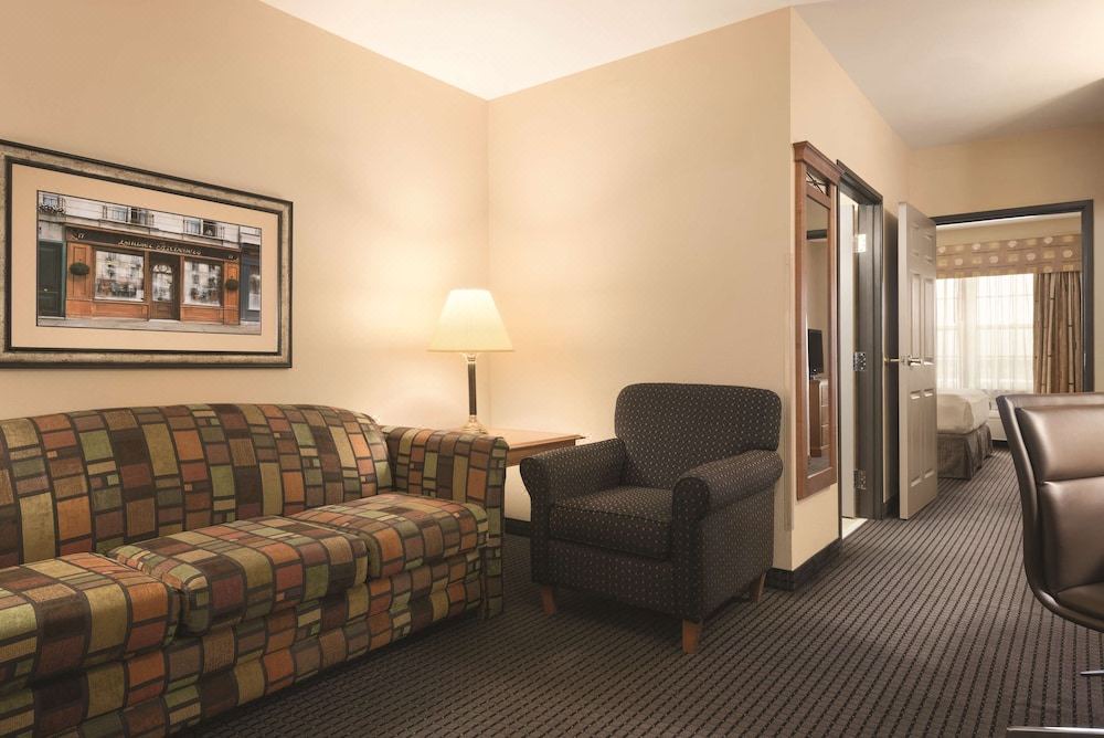 Photo of Livingroom in Elk Grove Village