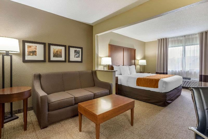 Photo of Livingroom in Quad Cities