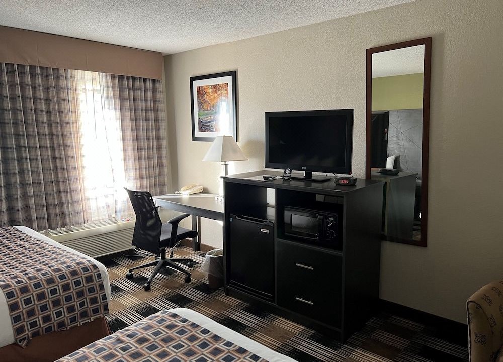 Photo of Livingroom in Champaign