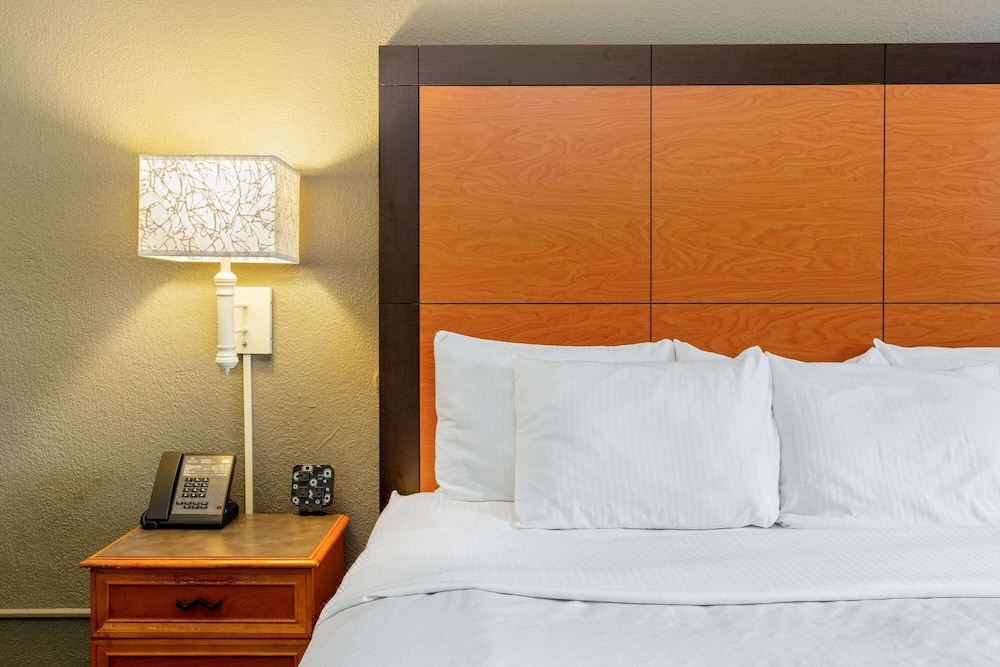 Photo of Bedroom in Champaign