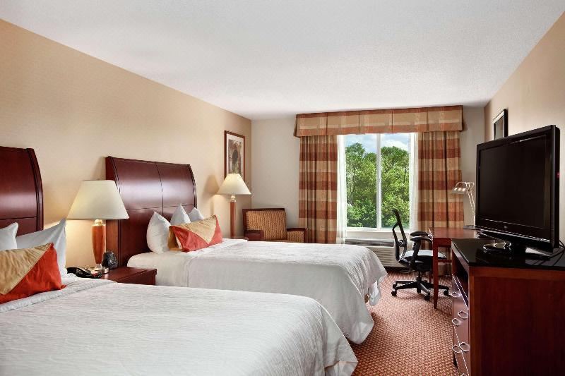 Photo of Bedroom in Oakbrook Terrace