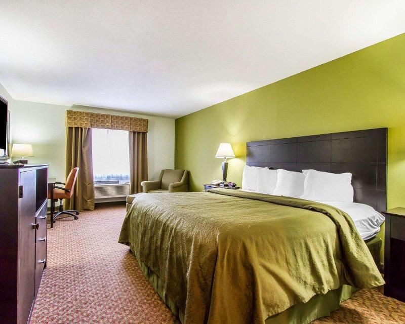 Photo of Bedroom in Pontiac