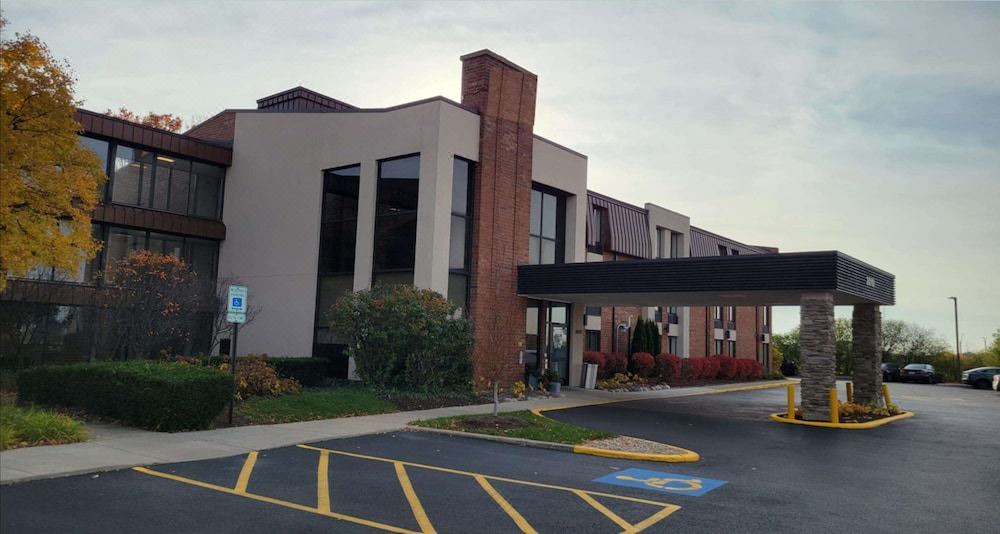 Photo of Buildings in Downers Grove