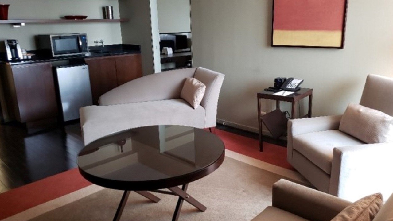 Photo of Livingroom in Greektown