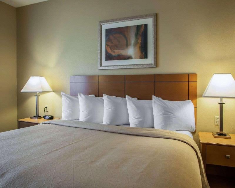 Photo of Bedroom in Forsyth