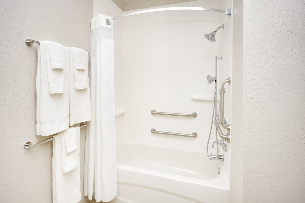 Photo of Bathroom in Niles
