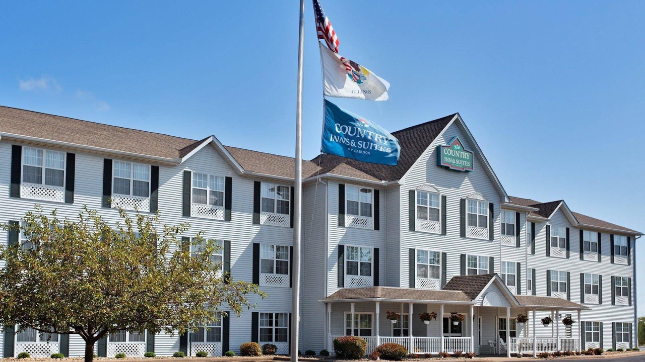 Photo of Buildings in Quad Cities