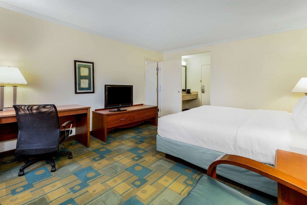 Photo of Bedroom in Willowbrook