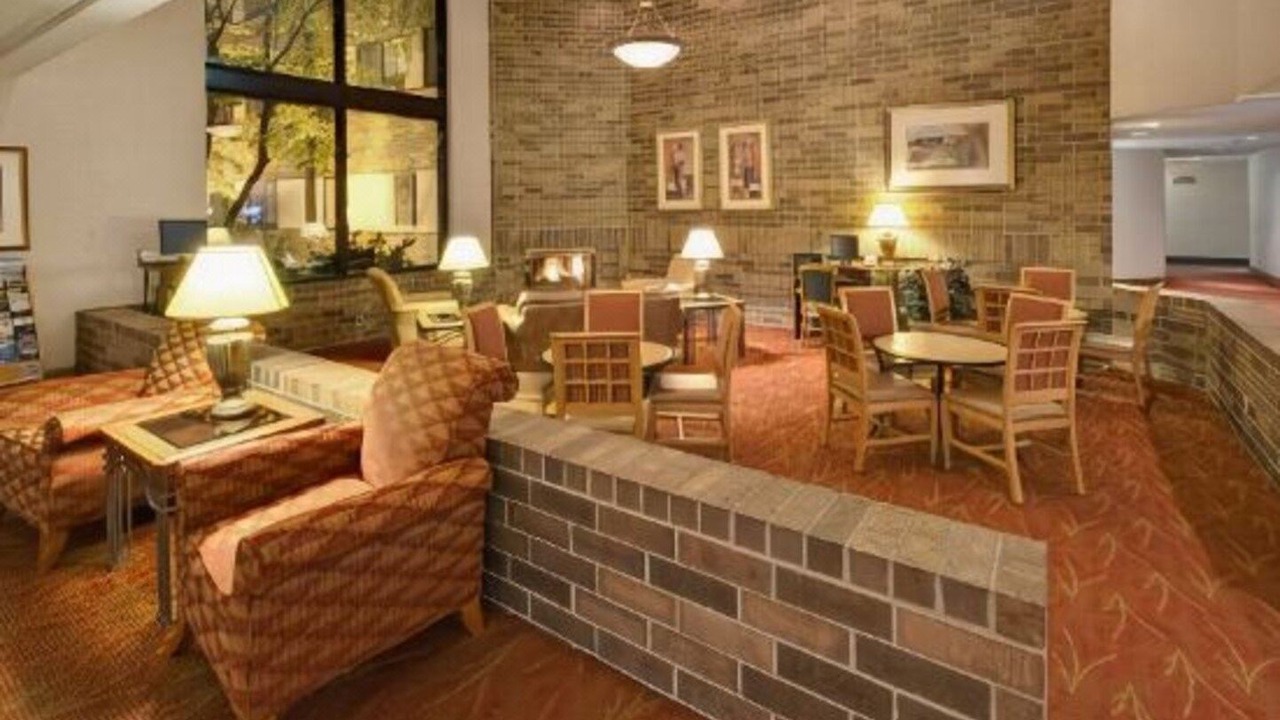 Photo of Livingroom in Arlington Heights