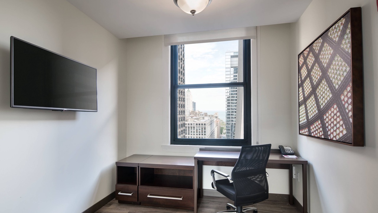 Photo of Livingroom in Downtown Chicago