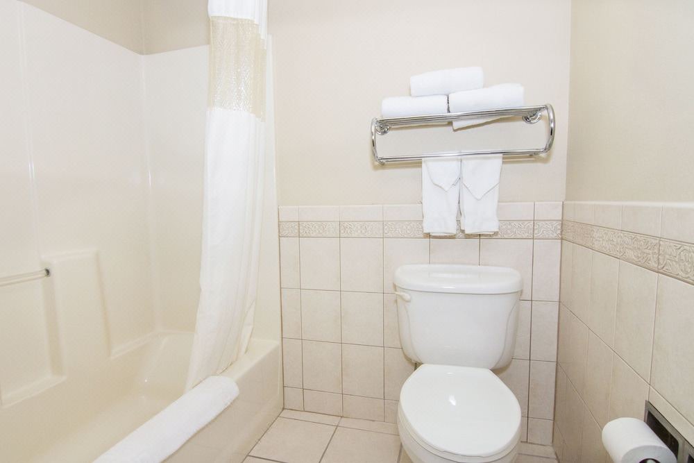 Photo of Bathroom in Orange Prairie