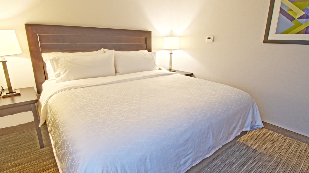 Photo of Bedroom in Libertyville