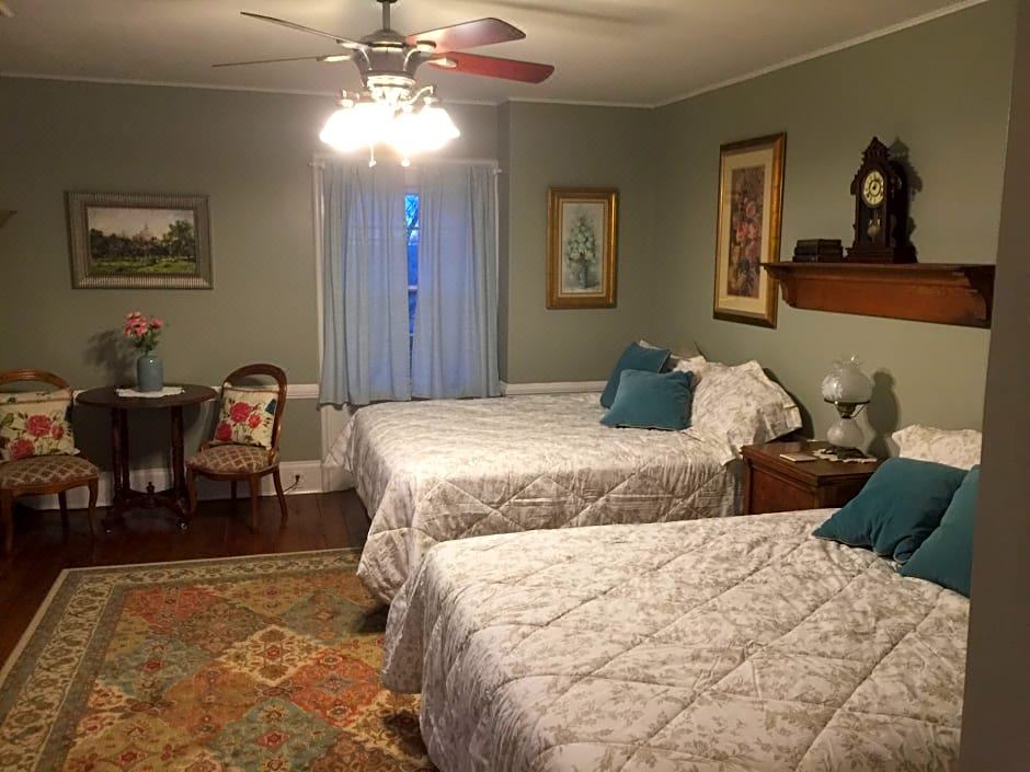 Photo of Bedroom in Nauvoo