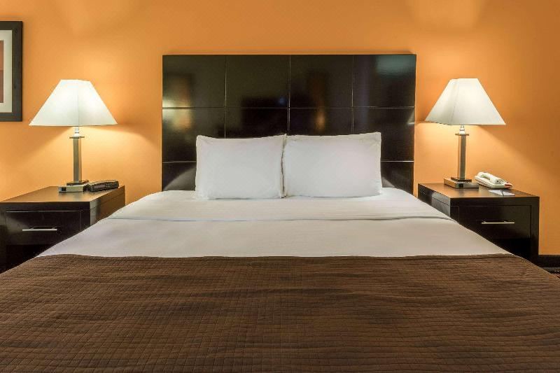 Photo of Bedroom in Streator