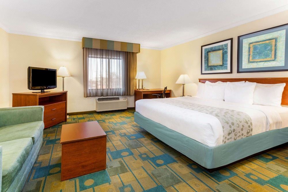 Photo of Bedroom in Willowbrook