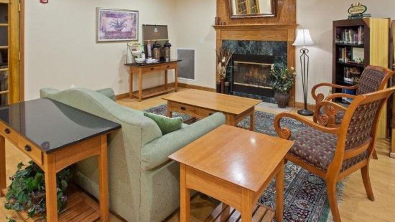 Photo of Livingroom in Bensenville
