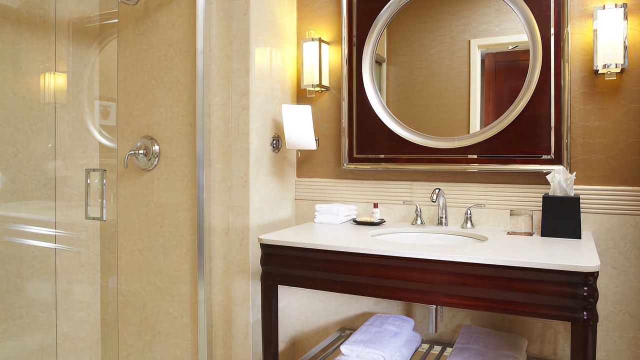 Photo of Bathroom in Lisle