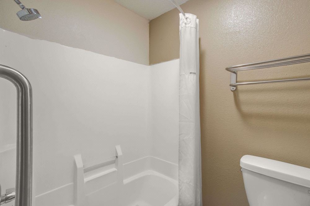 Photo of Bathroom in Le Roy