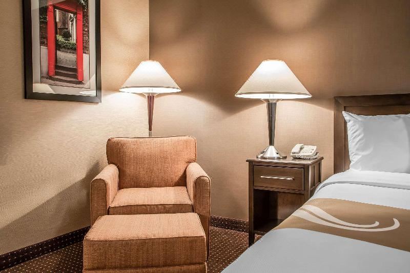 Photo of Bedroom in Elgin