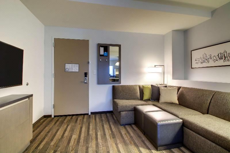 Photo of Livingroom in Evanston