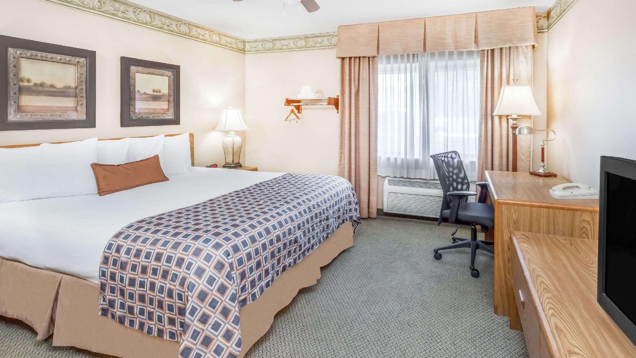 Photo of Bedroom in Champaign