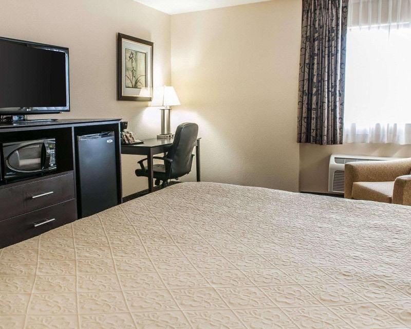 Photo of Bedroom in Mattoon
