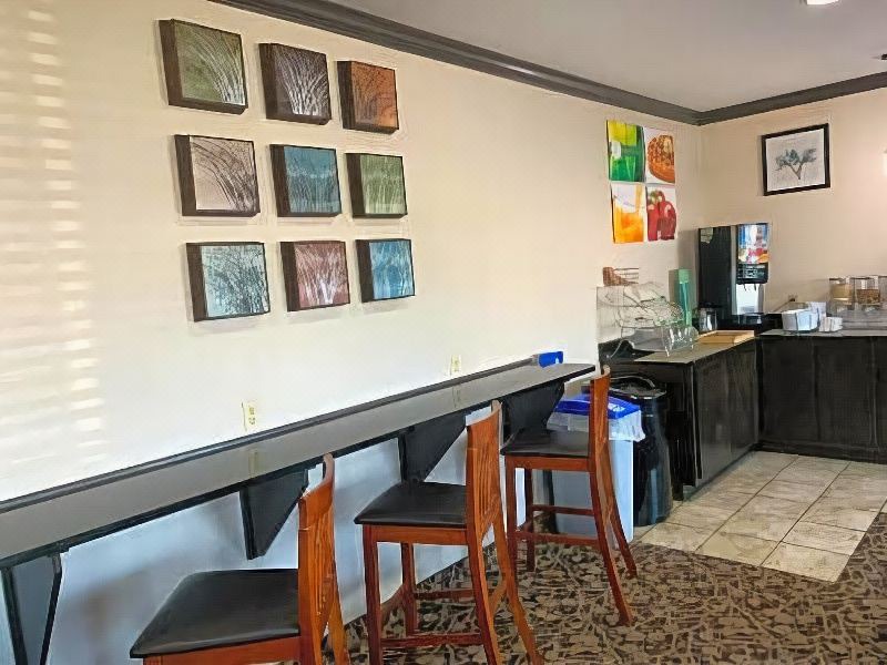 Photo of Livingroom in Forsyth