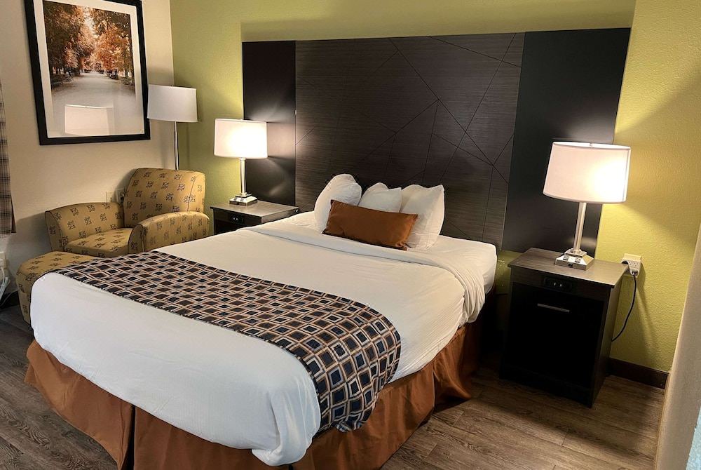 Photo of Bedroom in Champaign