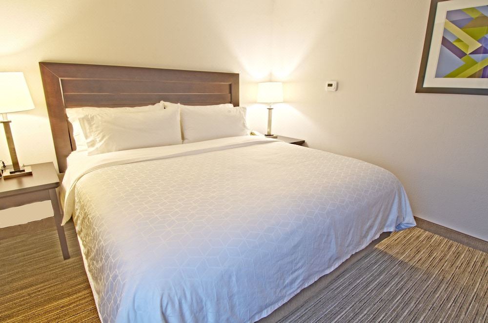 Photo of Bedroom in Libertyville