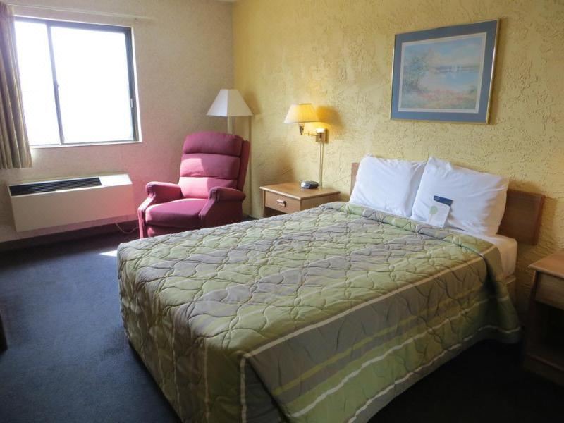 Photo of Bedroom in Elk Grove Village