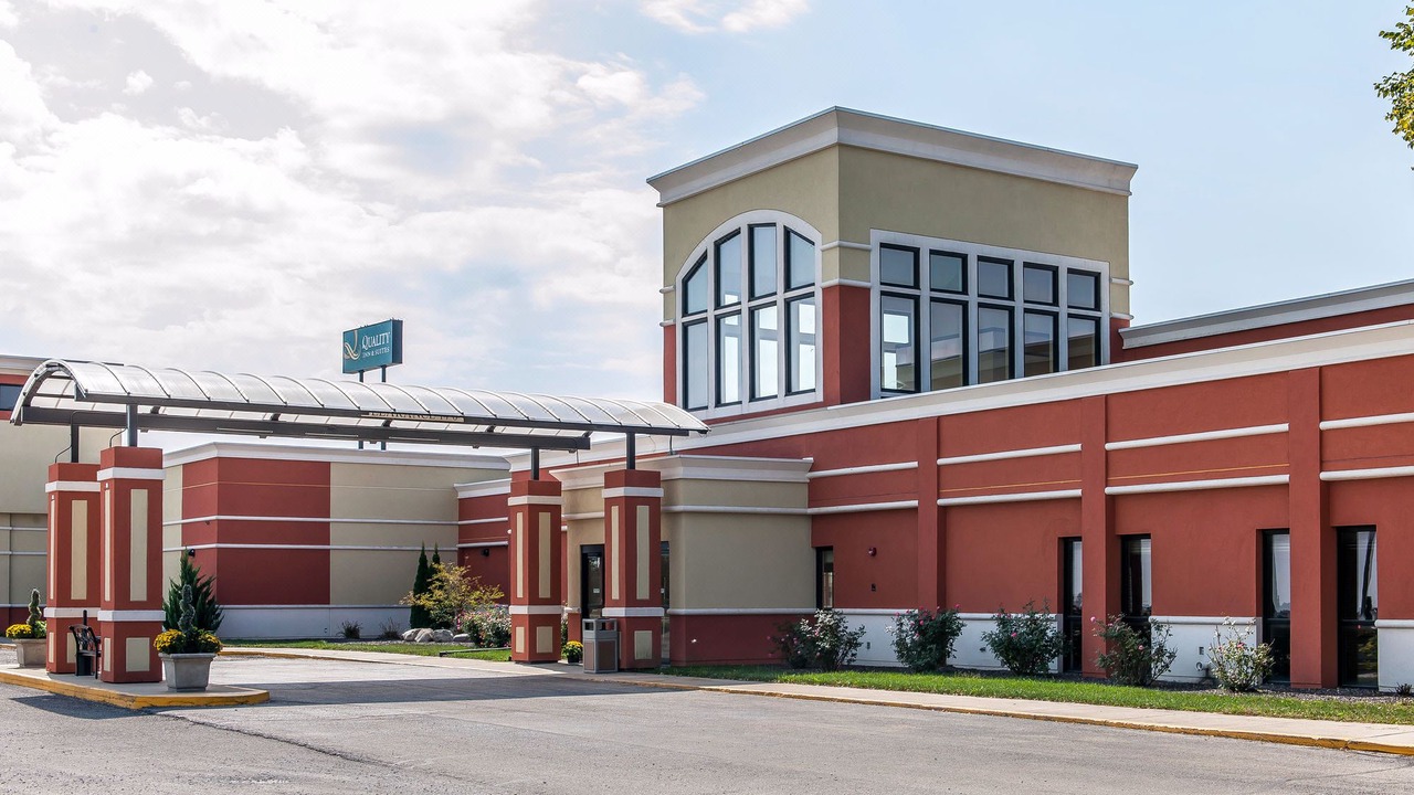 Photo of Buildings in Mattoon