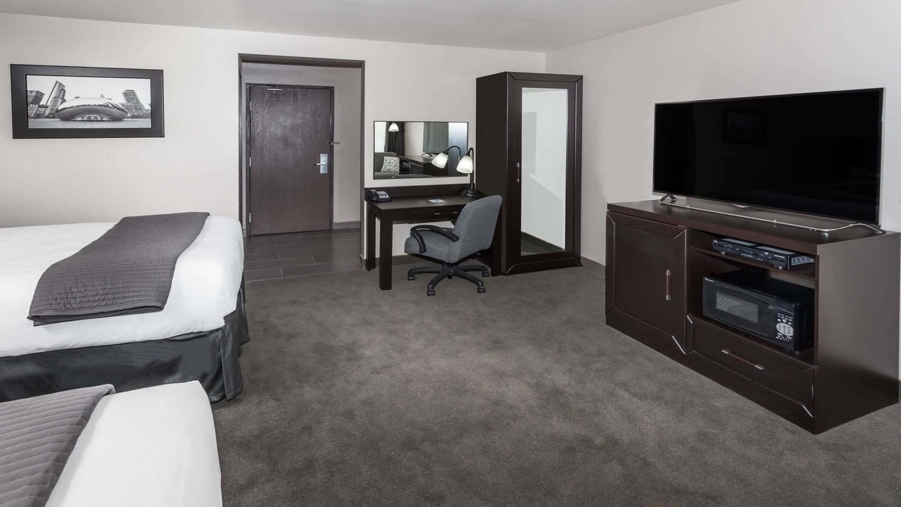 Photo of Livingroom in Glenview