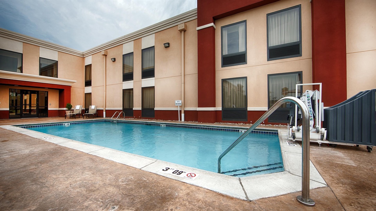Photo of Outdoor in Alton