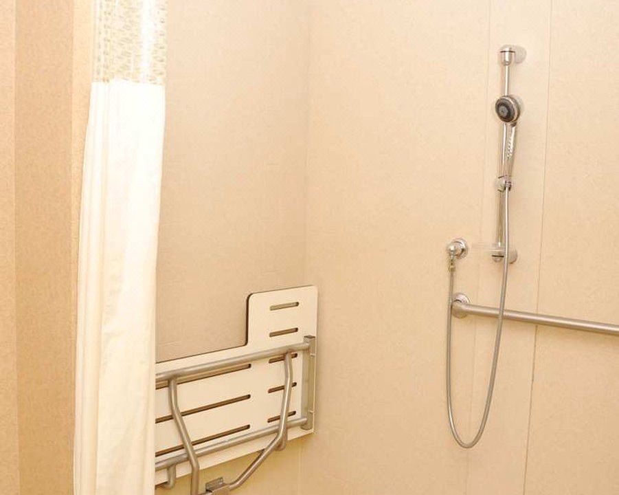 Photo of Bedroom in Macomb