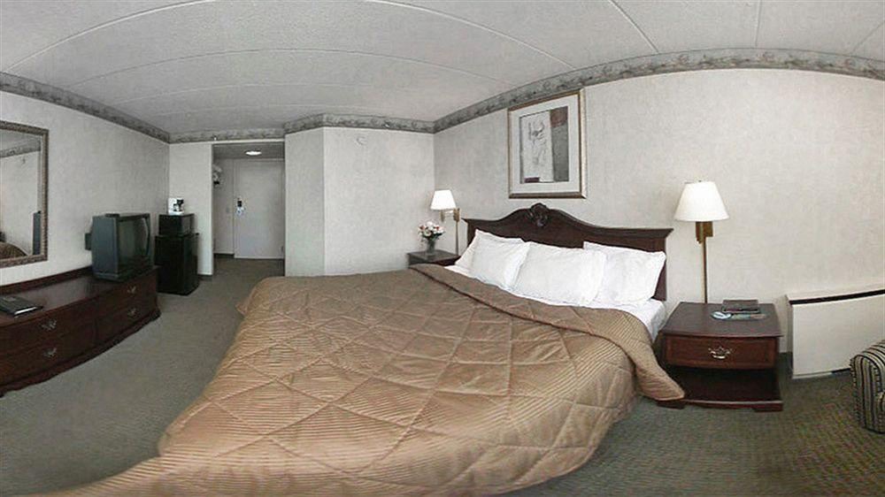 Photo of Bedroom in Orland Hills