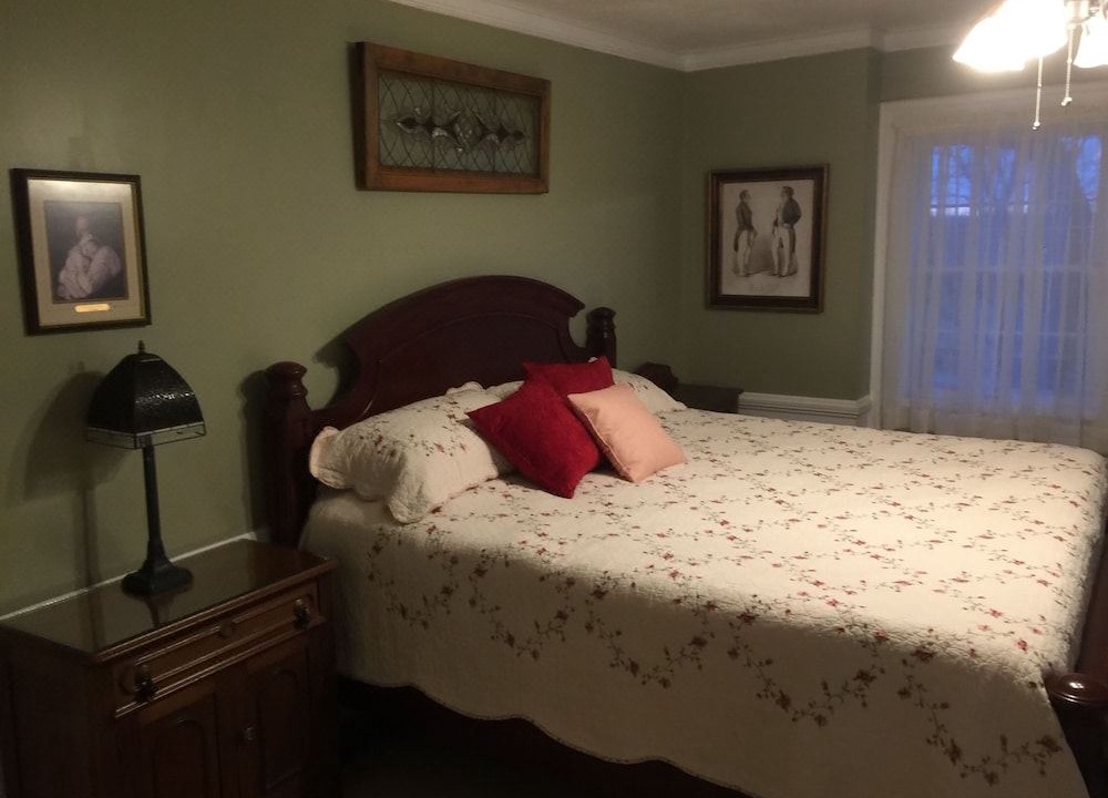 Photo of Bedroom in Nauvoo