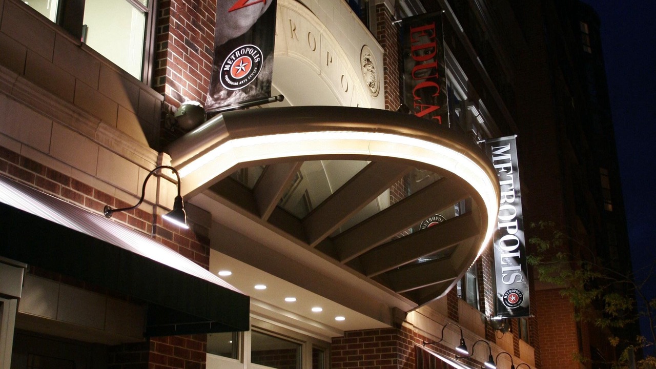Photo of Buildings in Arlington Heights