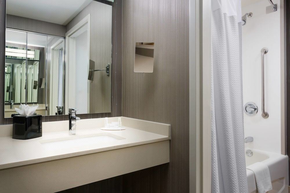 Photo of Bathroom in Streeterville