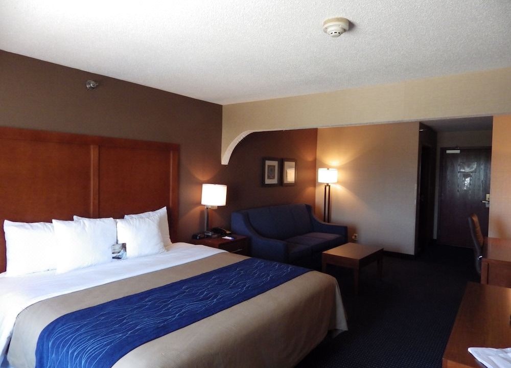 Photo of Bedroom in Village of Lakewood