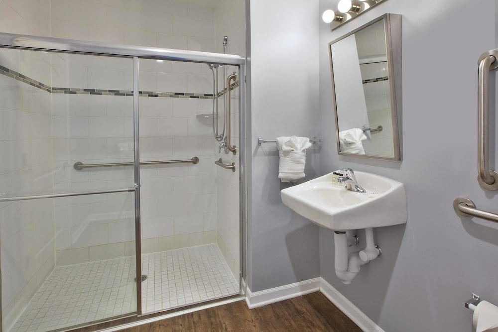 Photo of Bathroom in Near West Side