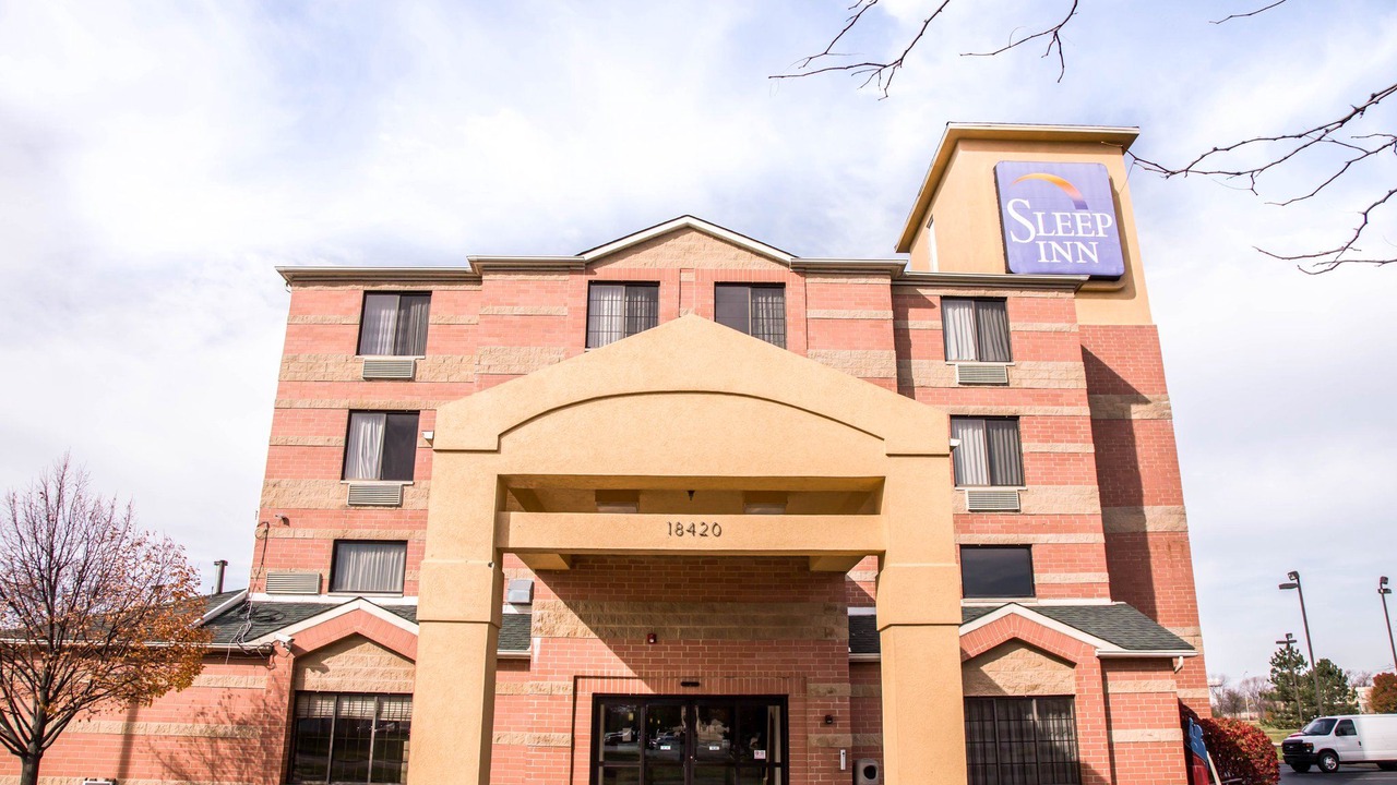 Photo of Buildings in Tinley Park