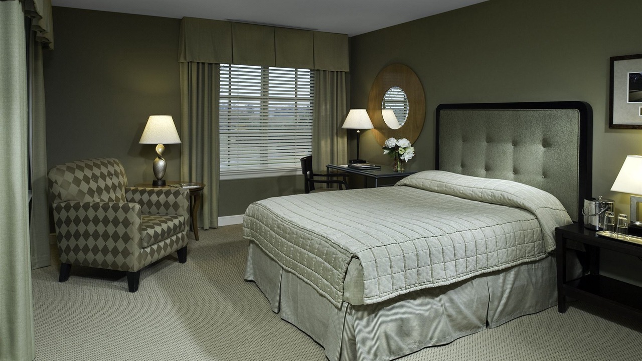Photo of Bedroom in Glenview