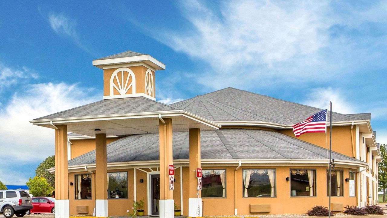 Photo of Buildings in Morton